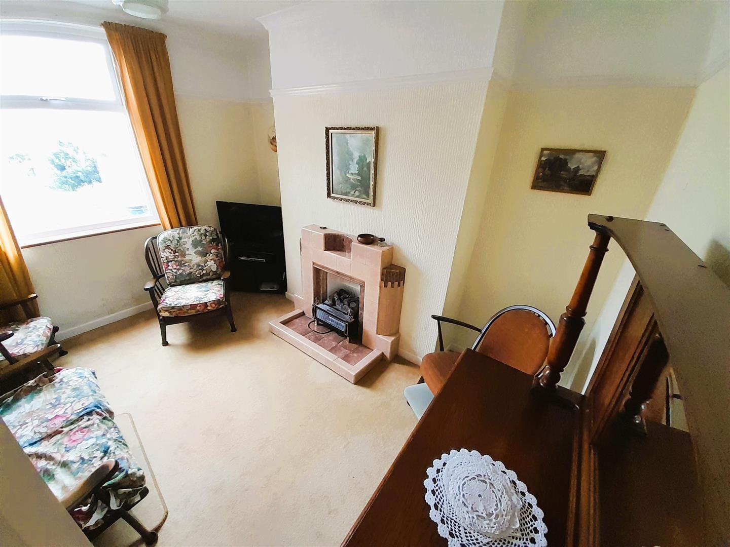 Llwynhendy Road, Llanelli, SA14 9HR